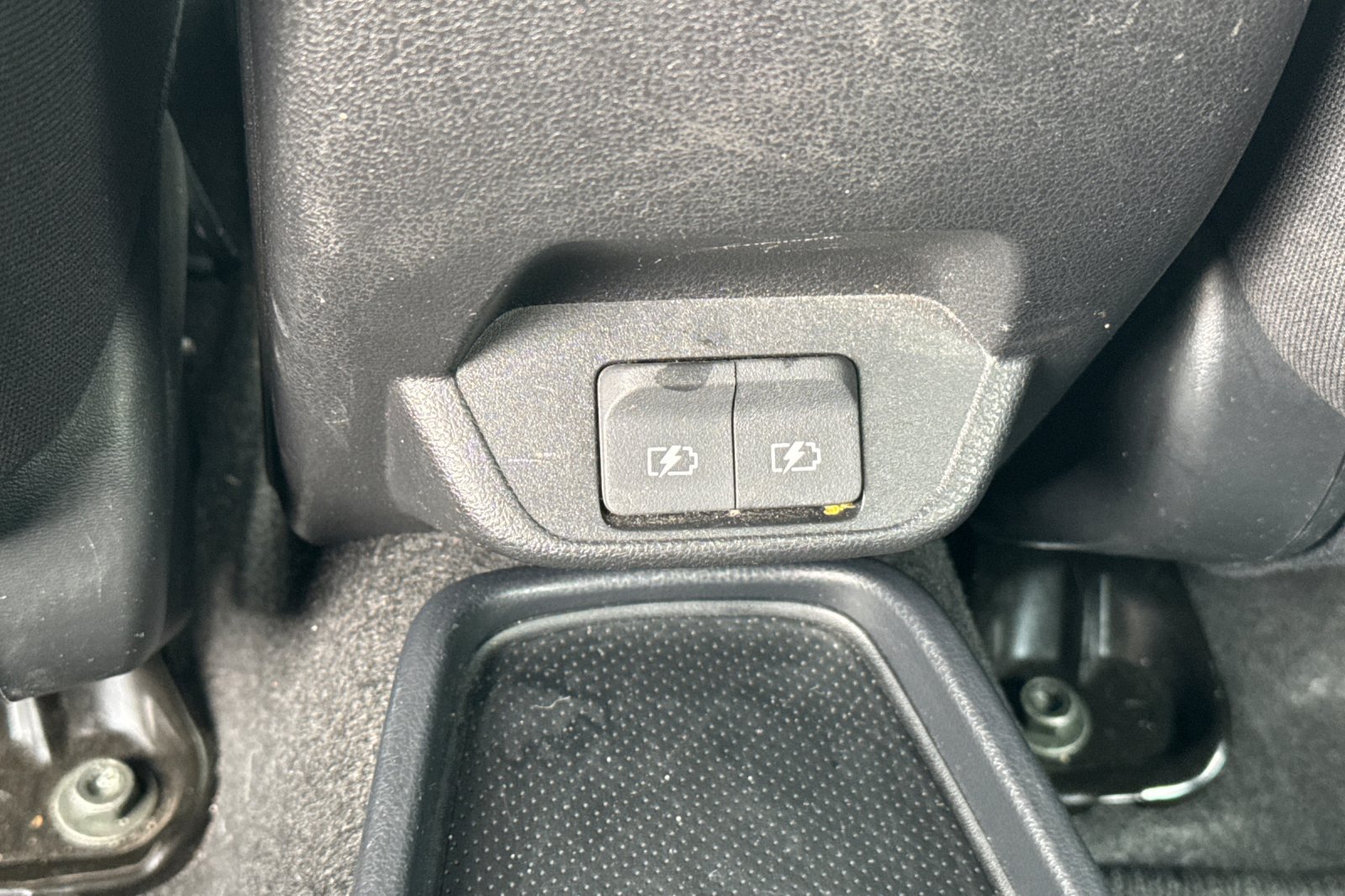 Used 2025 Nissan Leaf S FWD image 44