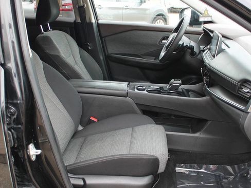 Used 2021 Nissan Rogue SV AWD/4WD image 23