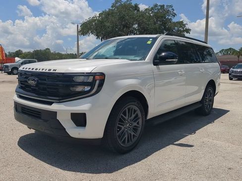 New 2026 Ford Expedition Max Platinum w/ Stealth Appearance Package AWD/4WD image 9