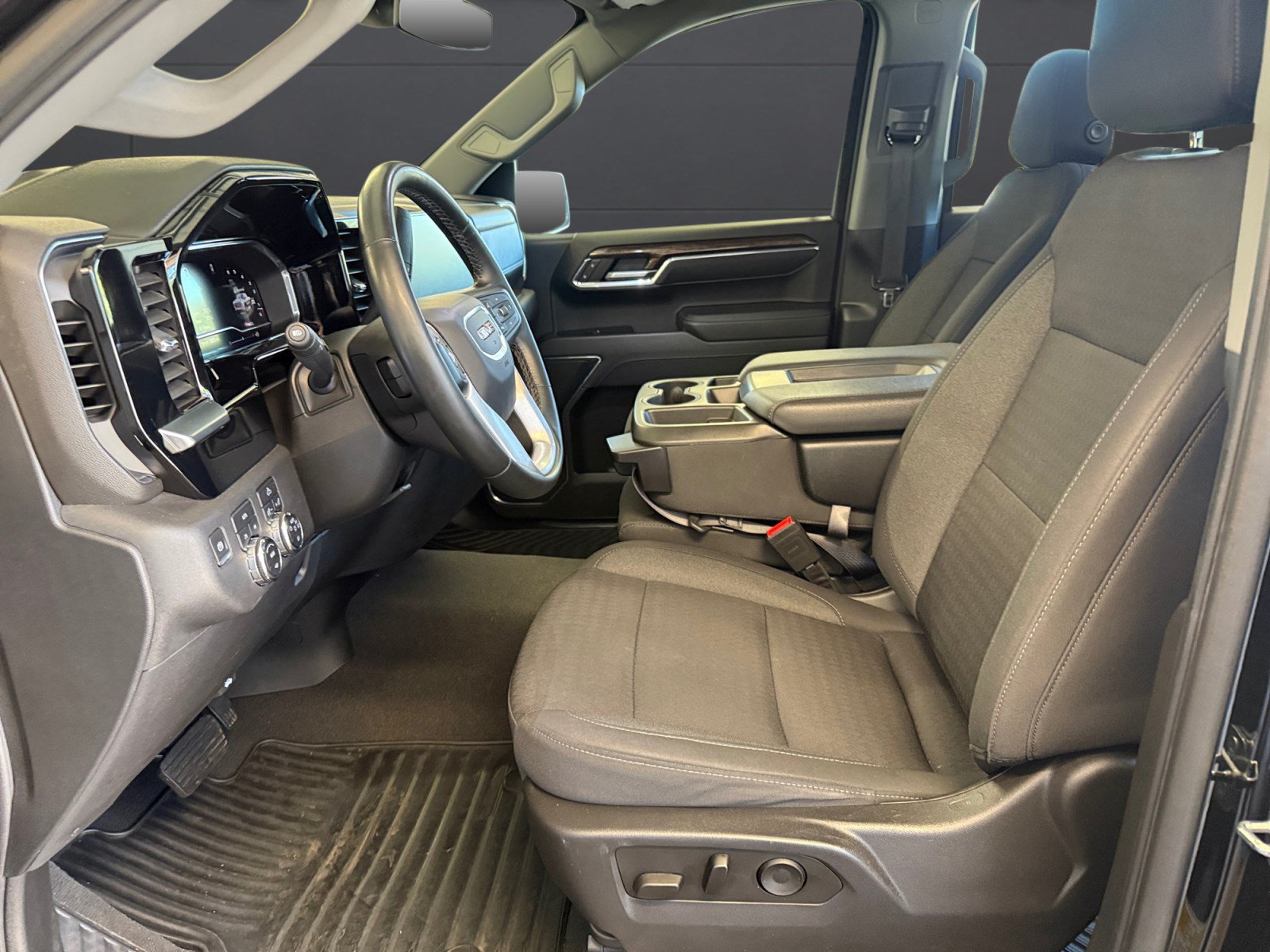 Used 2023 GMC Sierra 1500 Elevation AWD/4WD image 9