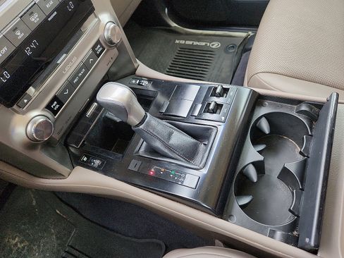 Used 2021 Lexus GX 460 Premium image 19