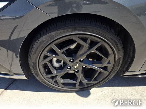 Used 2024 Hyundai Elantra N Line image 11