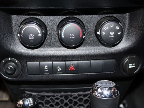 Used 2016 Jeep Wrangler Unlimited Sport w/ Quick Order Package 24S image 31