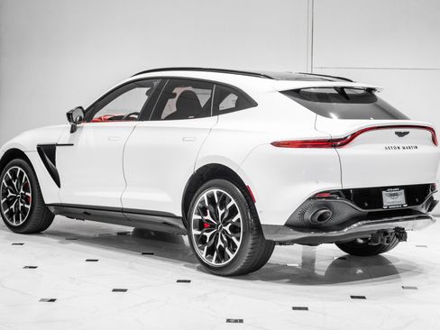 Used 2021 Aston Martin DBX AWD/4WD image 2