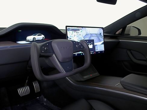 Used 2023 Tesla Model S AWD/4WD image 21