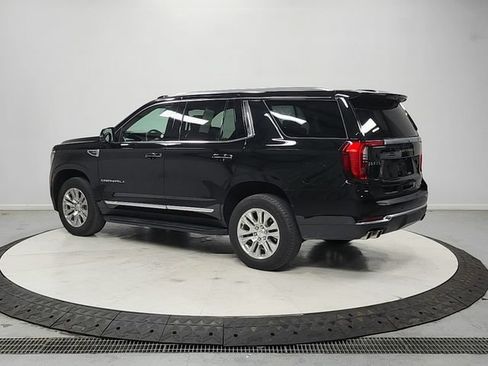Used 2025 GMC Yukon Denali RWD image 6