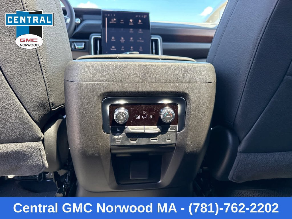 New 2026 GMC Yukon XL Denali w/ Denali Reserve Package AWD/4WD image 24