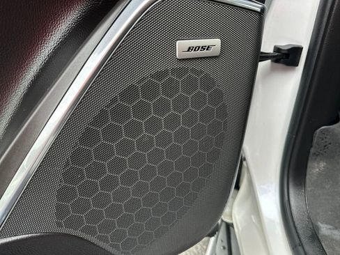 Used 2019 Cadillac Escalade Luxury image 21