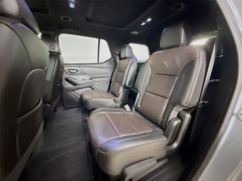 Used 2023 Chevrolet Traverse High Country image 27