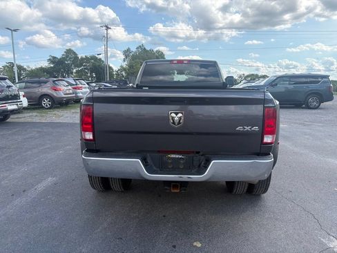 Used 2018 RAM 3500 Tradesman w/ Chrome Appearance Group AWD/4WD image 6