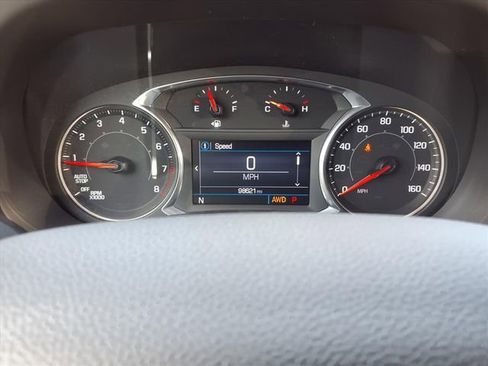 Used 2021 GMC Acadia SLE w/ Driver Convenience Package image 17