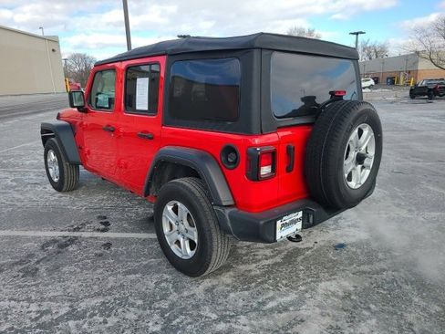 Used 2022 Jeep Wrangler Unlimited Sport image 3
