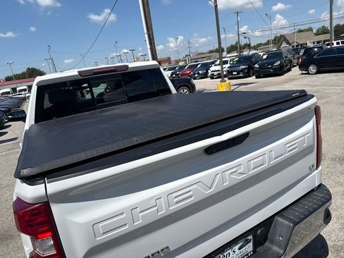 Used 2019 Chevrolet Silverado 1500 LT w/ All-Star Edition AWD/4WD image 8