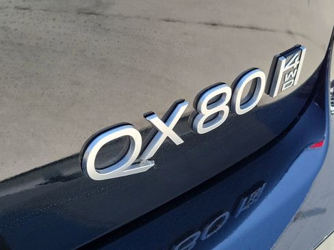Used 2025 INFINITI QX80 Sensory AWD/4WD image 7