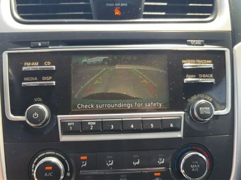 Used 2016 Nissan Altima 2.5 SR FWD image 14