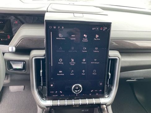 Used 2026 GMC Yukon XL Elevation w/ LPO, Floor Liner Package AWD/4WD image 12