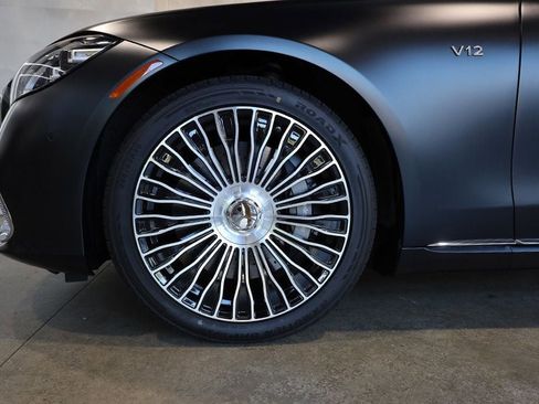 Used 2024 Mercedes-Benz Maybach S 680 4MATIC image 53