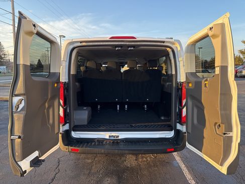 Used 2023 Ford Transit 350 XLT image 43