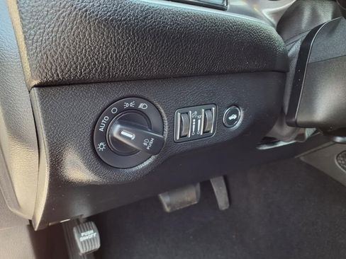 Used 2022 Dodge Challenger GT image 24