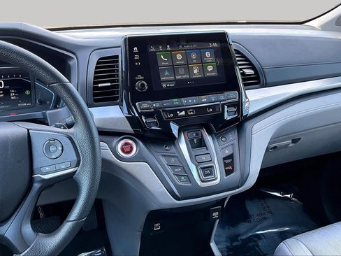 Used 2024 Honda Odyssey EX image 7