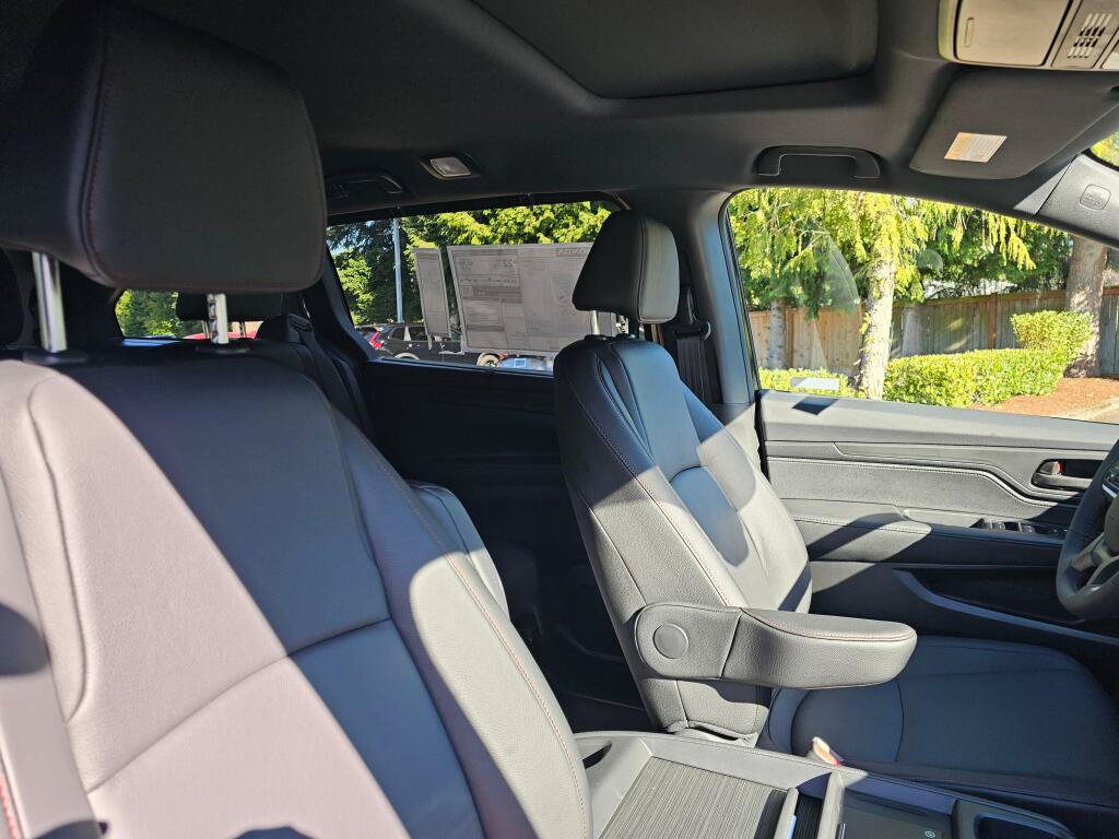 New 2026 Honda Odyssey Sport-L image 11