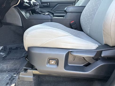 Used 2024 Toyota Tacoma SR5 image 18