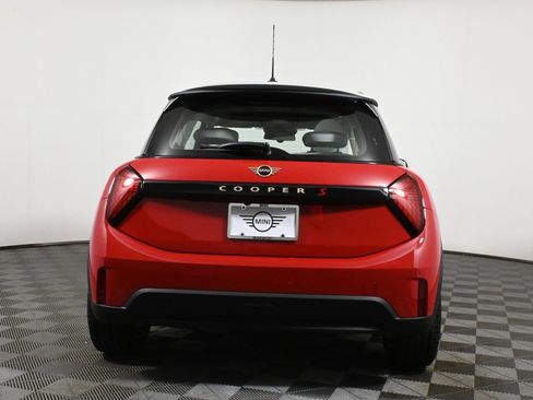 Certified 2025 MINI Cooper S image 6