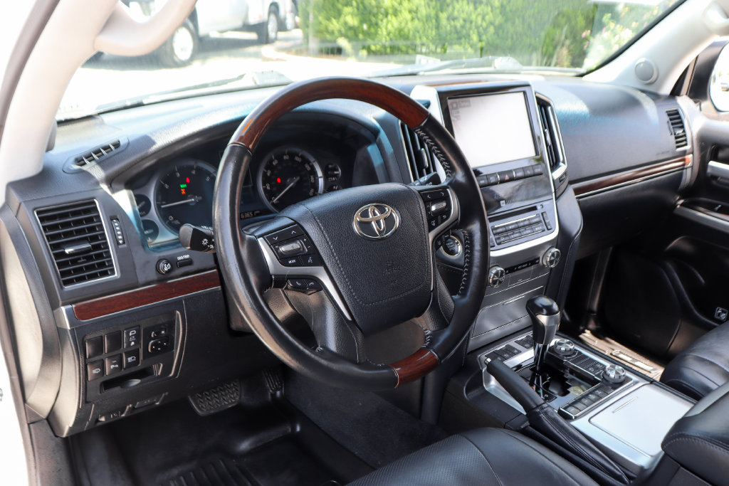 Used 2018 Toyota Land Cruiser AWD/4WD image 22