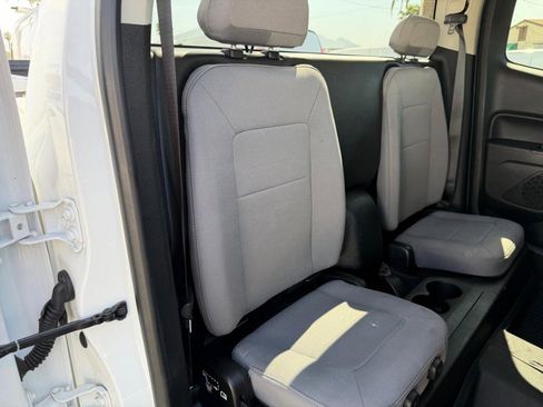 Used 2018 Chevrolet Colorado W/T w/ WT Convenience Package image 26