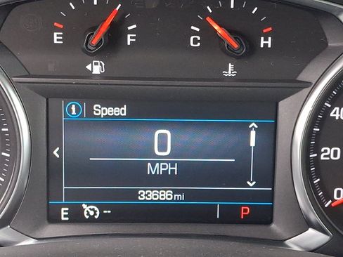 Used 2023 GMC Terrain SLE w/ Driver Convenience Package image 19