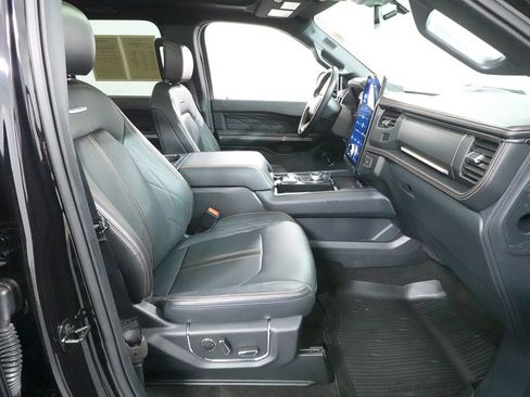 Certified 2023 Ford Expedition Platinum AWD/4WD image 33