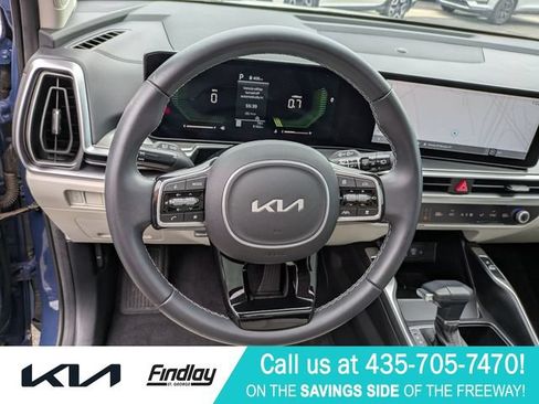 Used 2025 Kia Sorento S w/ Panoramic Sunroof Package AWD/4WD image 18