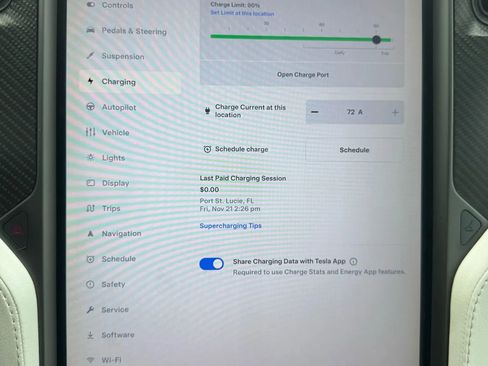 Used 2018 Tesla Model X 100D image 35