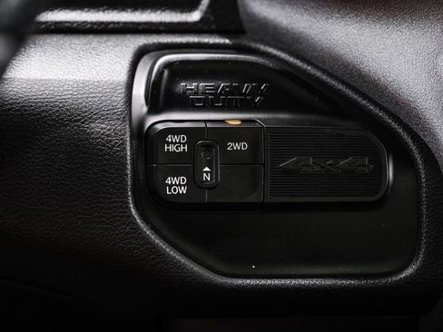 Used 2024 RAM 3500 Tradesman w/ Chrome Appearance Group AWD/4WD image 24