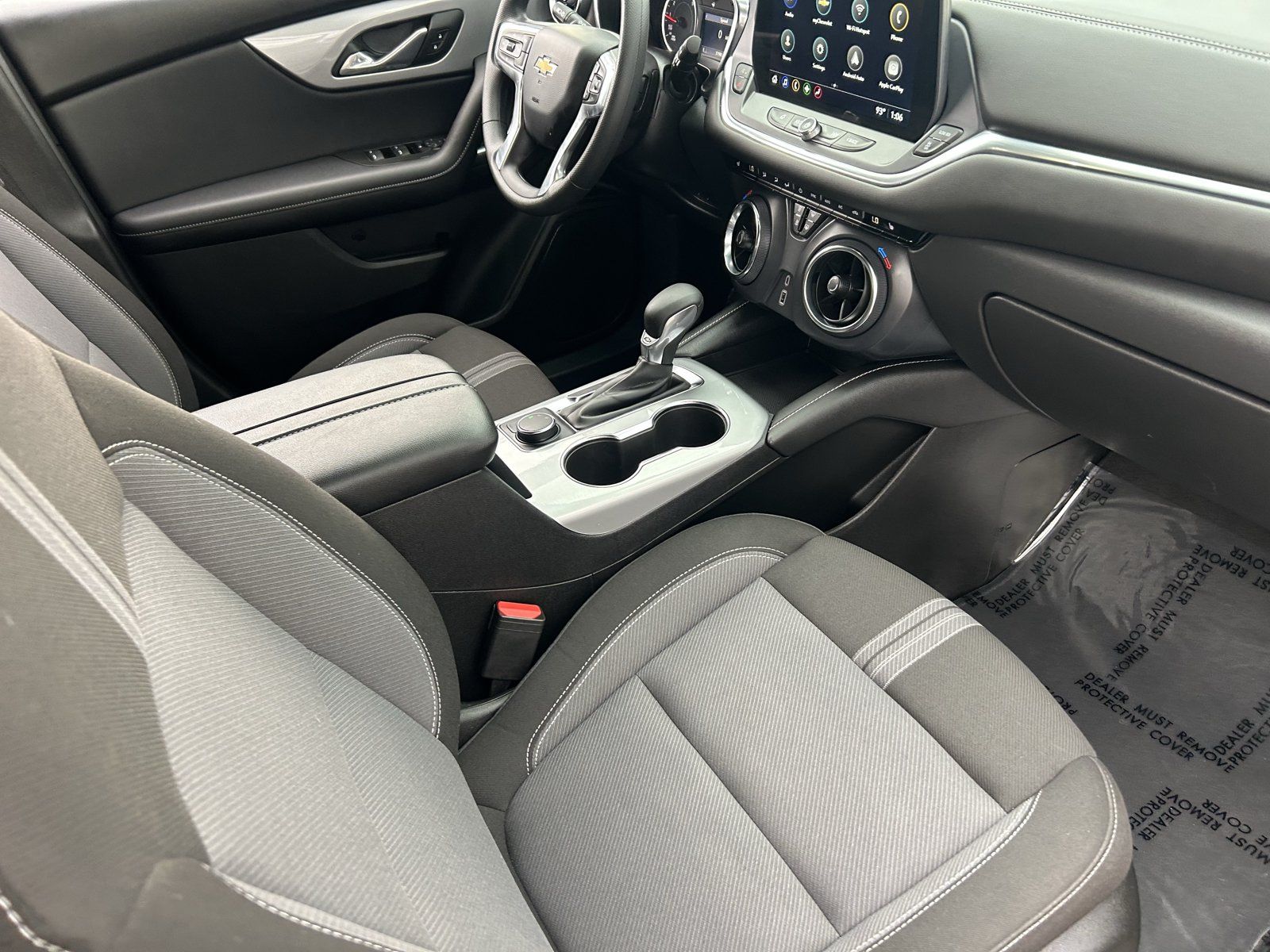 Certified 2025 Chevrolet Blazer LT FWD image 13