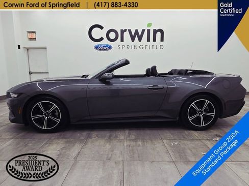Used 2025 Ford Mustang Premium RWD image 2