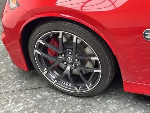 Used 2015 Nissan 370Z NISMO image 21