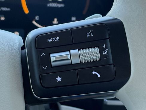 New 2025 Hyundai Santa Fe Calligraphy image 16