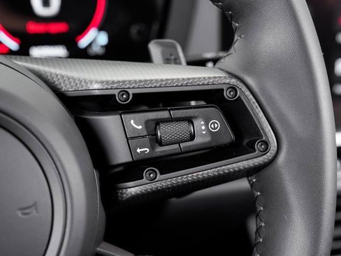 Used 2025 Porsche 911 Carrera 4 GTS image 15