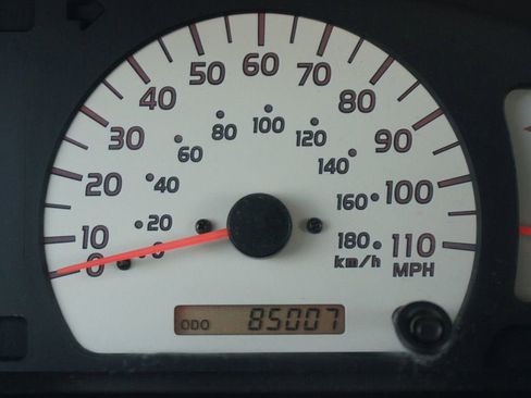 Used 2004 Toyota Tacoma PreRunner image 4