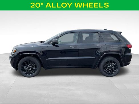 Used 2020 Jeep Grand Cherokee Altitude AWD/4WD image 7