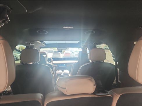 New 2026 Lincoln Navigator L Black Label image 23