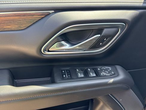 Certified 2024 Chevrolet Tahoe High Country w/ Advanced Technology Package image 25