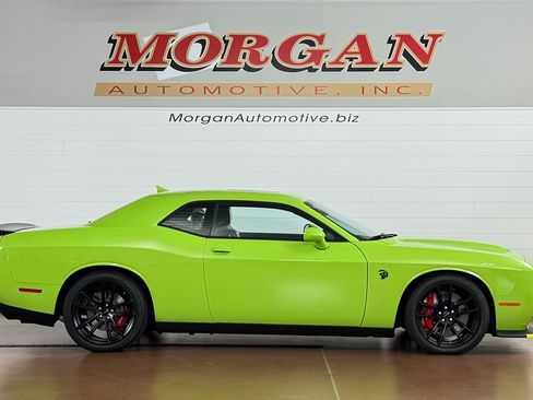 Used 2023 Dodge Challenger SRT Hellcat image 2