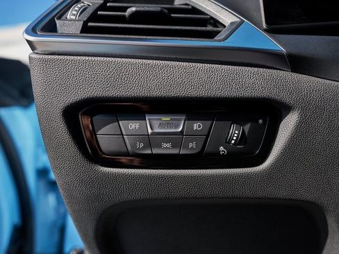 Used 2024 BMW M2 w/ Lighting Package image 53