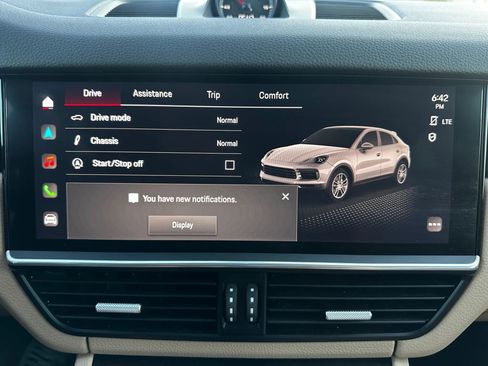 Used 2022 Porsche Cayenne Coupe image 46