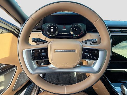 Used 2025 Land Rover Range Rover Autobiography image 39