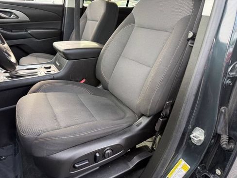 Used 2019 Chevrolet Traverse LT w/ LPO, Floor Liner Package AWD/4WD image 29