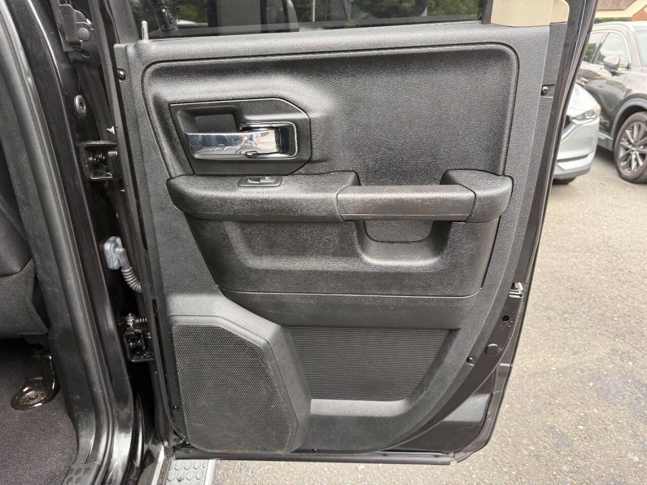Used 2017 RAM 1500 Laramie w/ Convenience Group AWD/4WD image 34