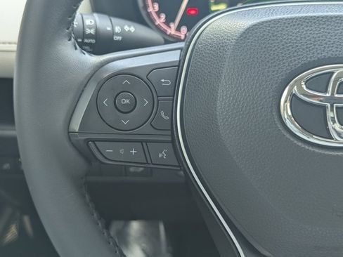 Used 2024 Toyota RAV4 XLE Premium image 21